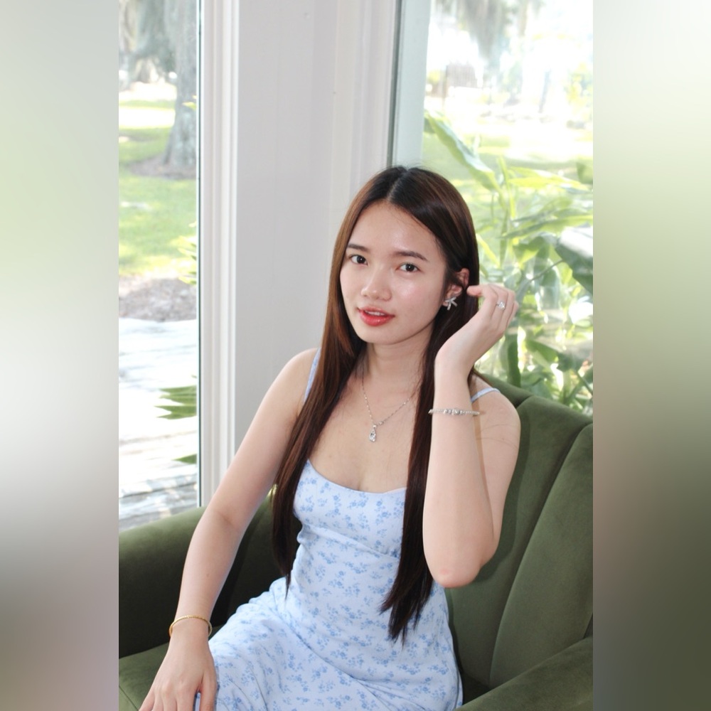 Meet your Posher, Vy Pham